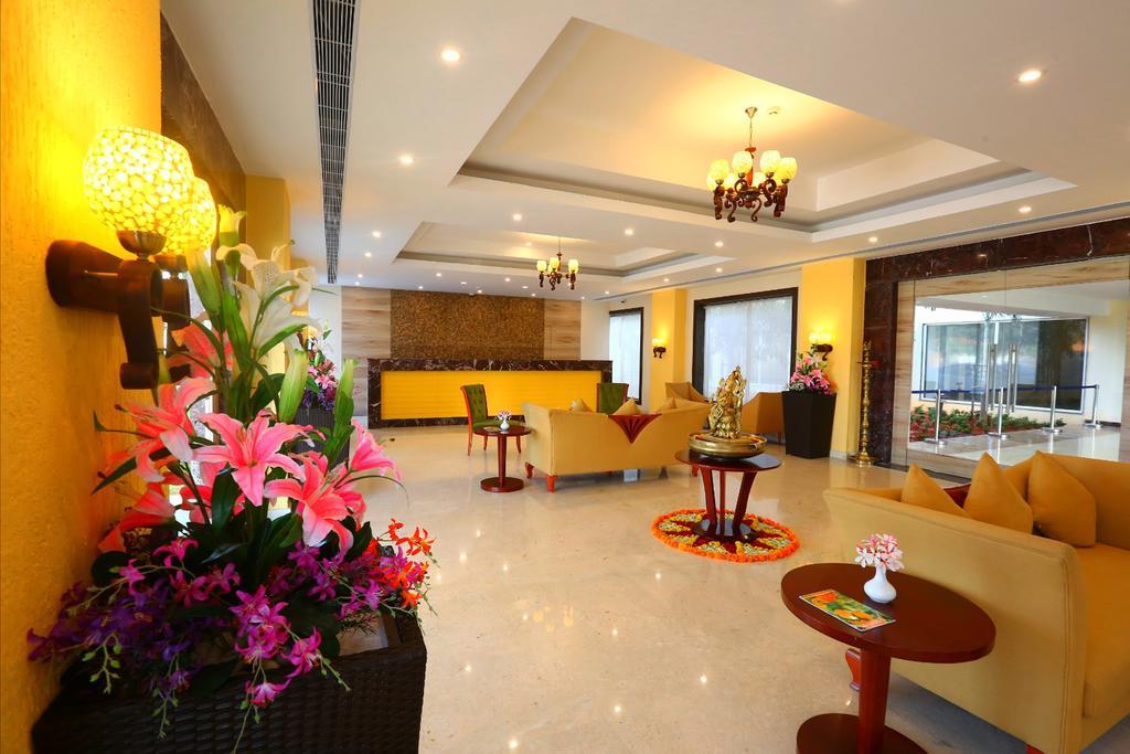 โฮเต็ล แกรนด์ เซรีนา Hotel ออโรวิลล์ ภายนอก รูปภาพ