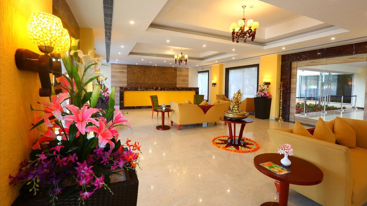 โฮเต็ล แกรนด์ เซรีนา Hotel ออโรวิลล์ ภายนอก รูปภาพ