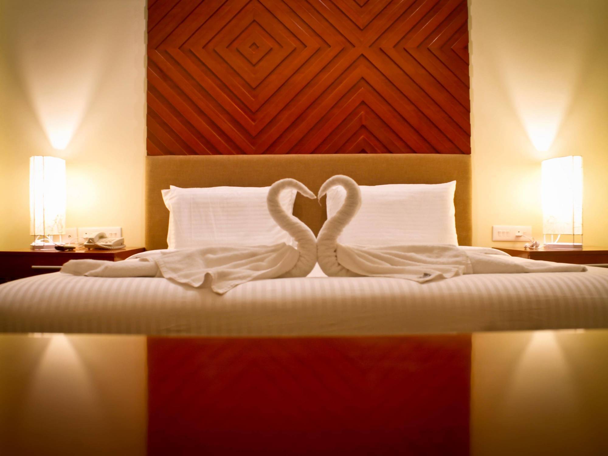 โฮเต็ล แกรนด์ เซรีนา Hotel ออโรวิลล์ ภายนอก รูปภาพ